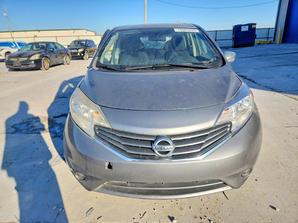 2015 Niss Versa Note sv