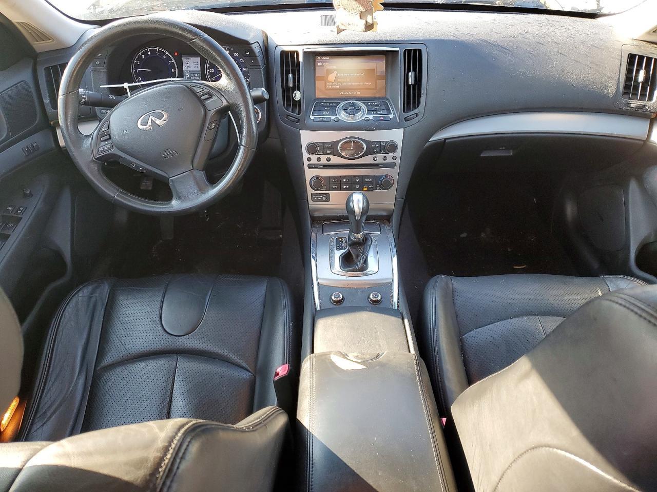 2011 Infinity G37