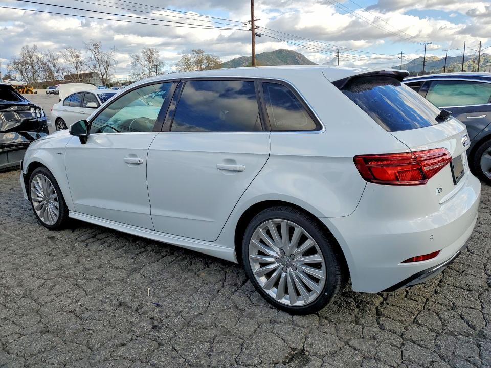 2017 Audi A3 E-tron Premium Plus