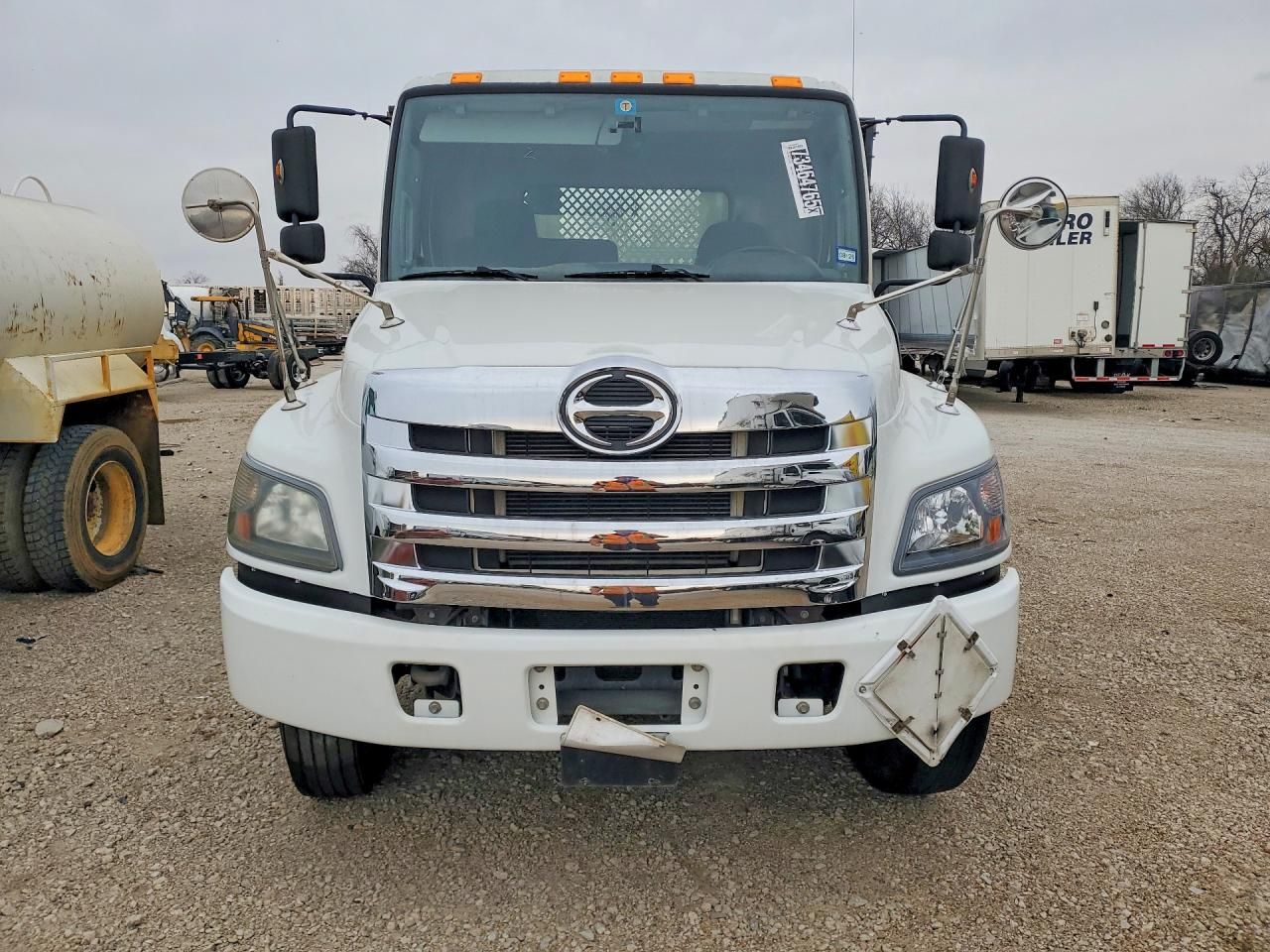 2017 Hino 258/268 Flatbed Truck