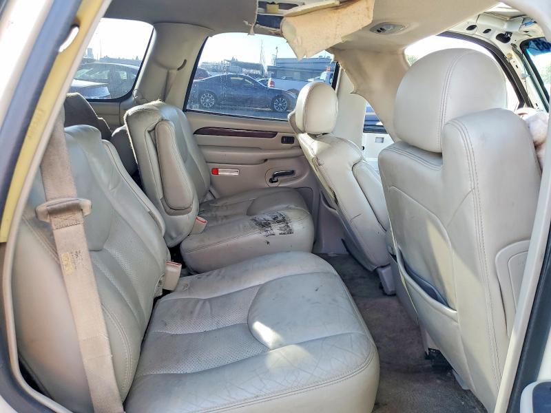 2003 Cadillac Escalade Luxury