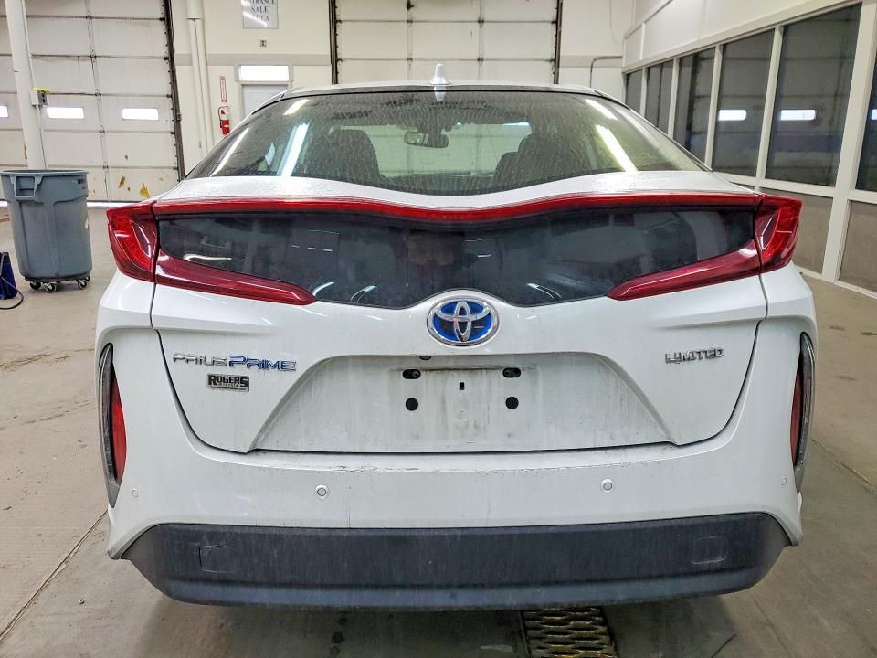 2021 Toyota Prius Prime le