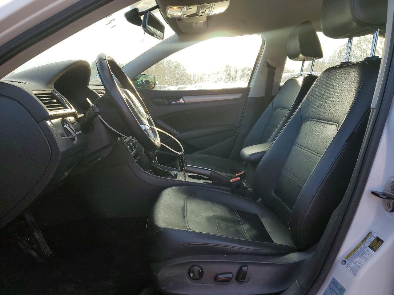 2014 Volkswagen Passat se