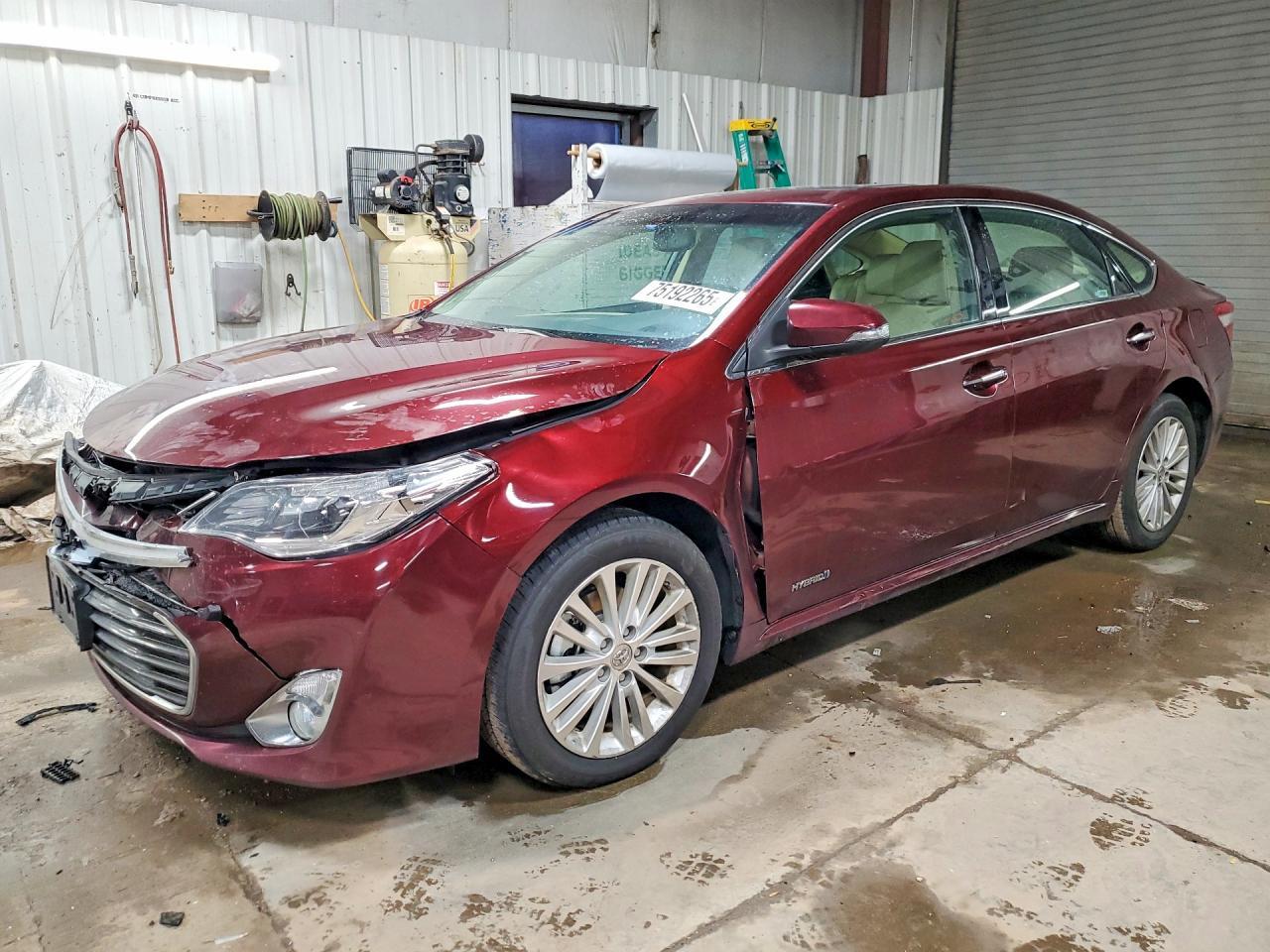 2013 Toyota Avalon Hybrid