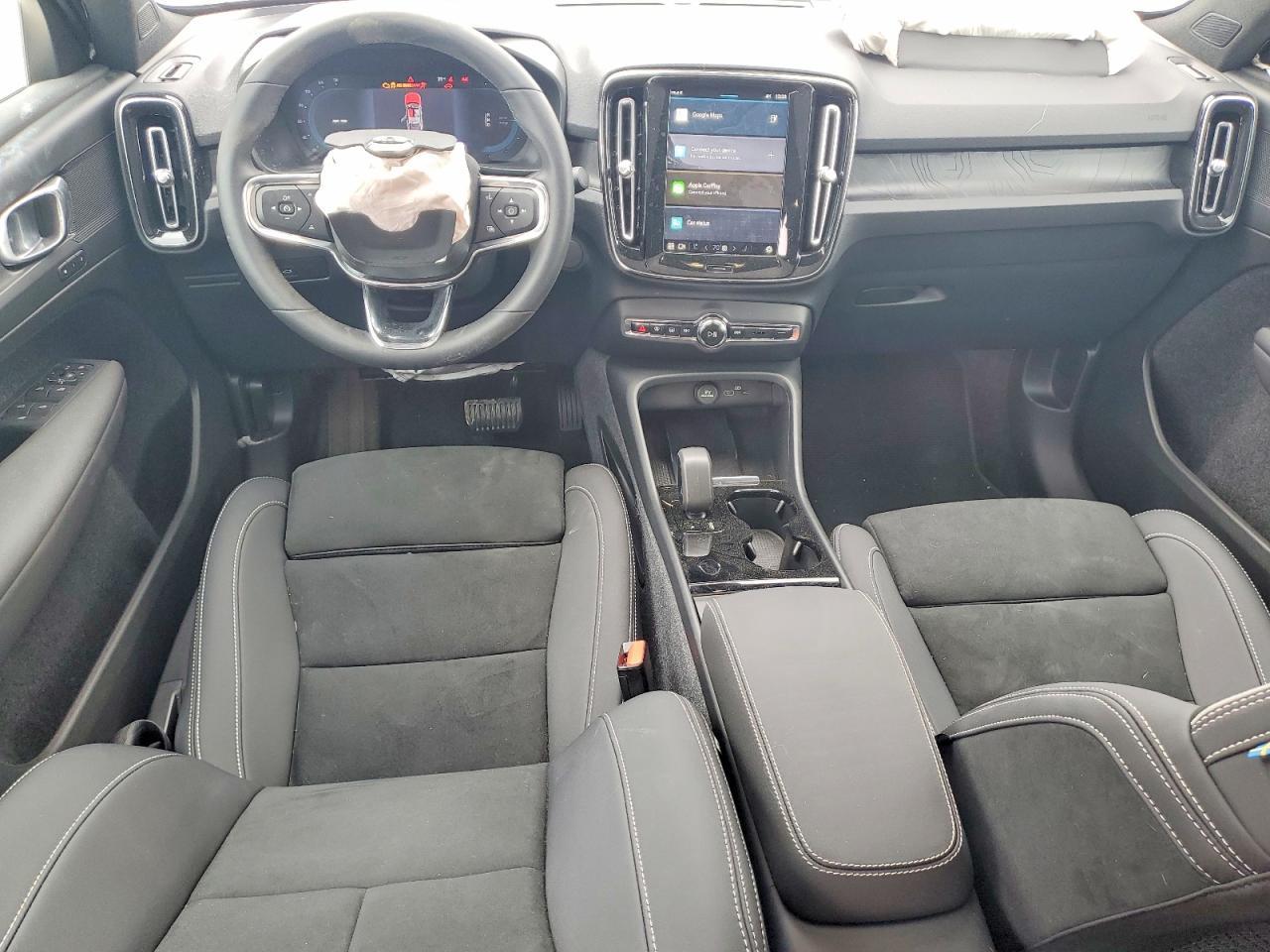 2024 Volvo C40 Recharge Plus
