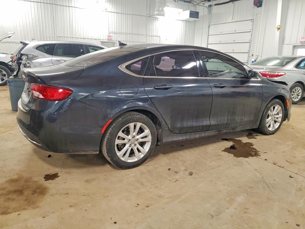 2017 Chrysler 200 Limited