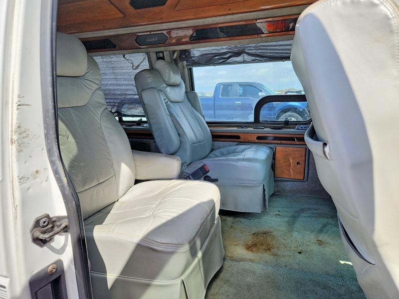 1999 Ford Econoline E150 van