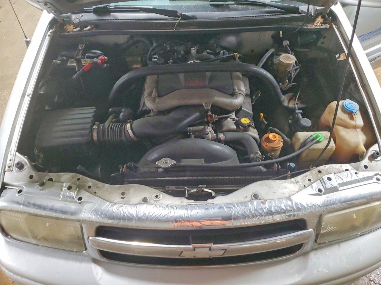 2002 Chevrolet Tracker lt