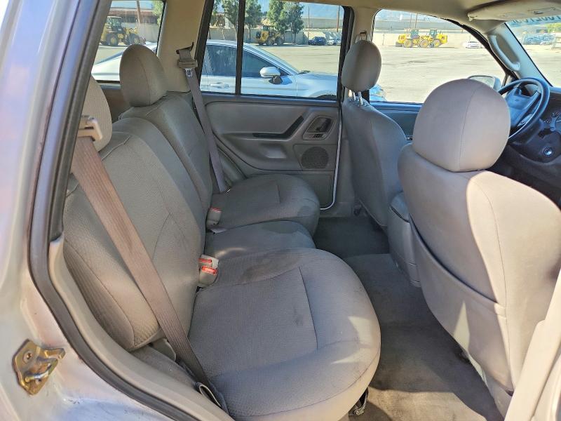2004 Jeep Grand Cherokee Laredo