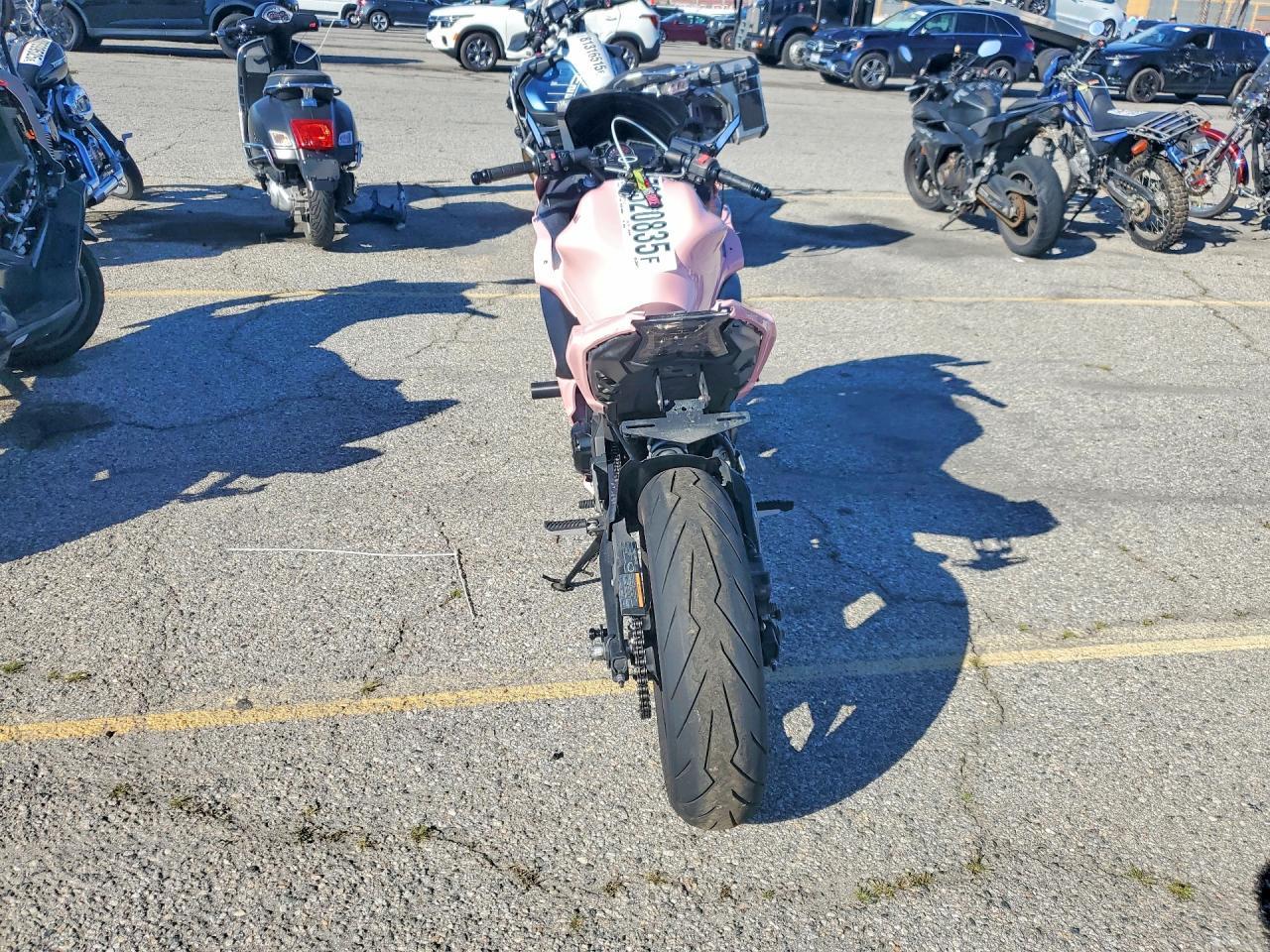 2017 Kawasaki EX650 J