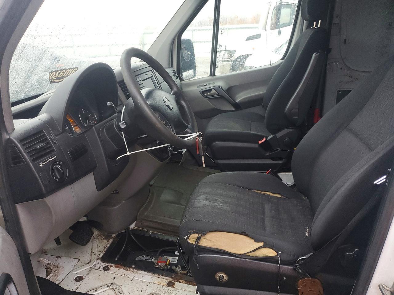 2016 Freigliner 2016 Freightliner Sprinter 2500 Delivery van