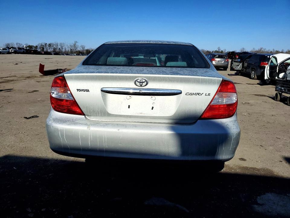 2002 Toyota Camry le