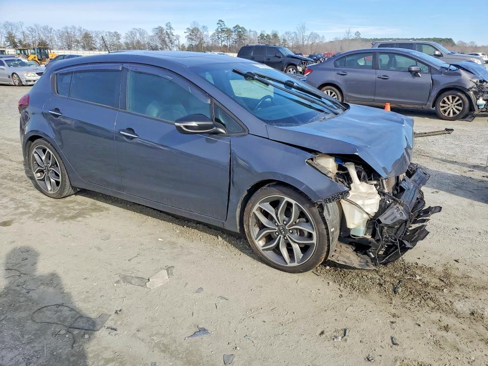 2015 KIA Forte sx