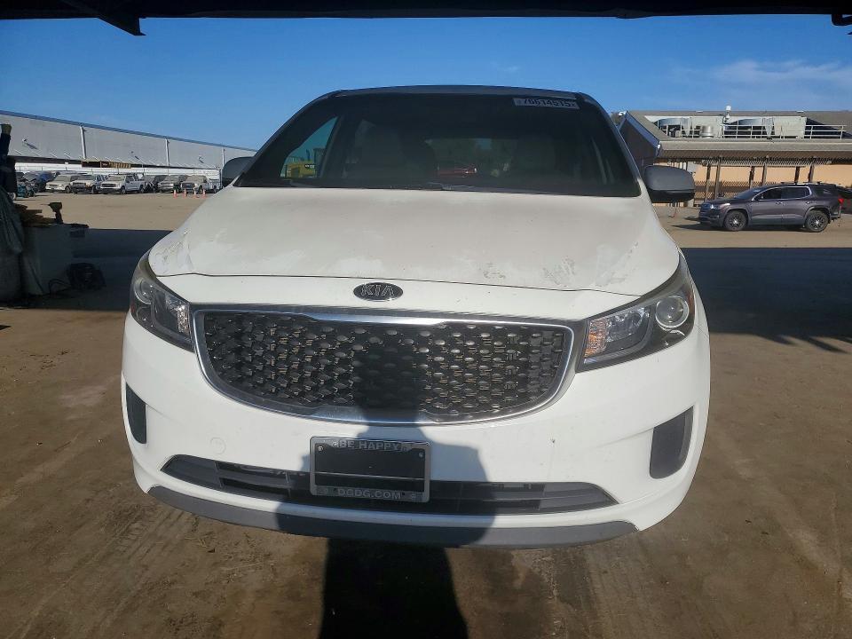 2017 KIA Sedona lx