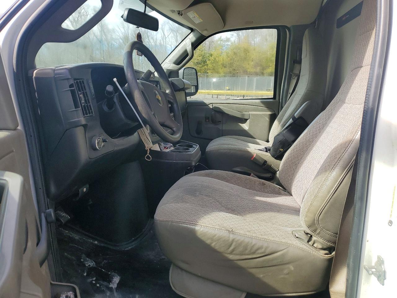 2018 Chevrolet Express Delivery Truck