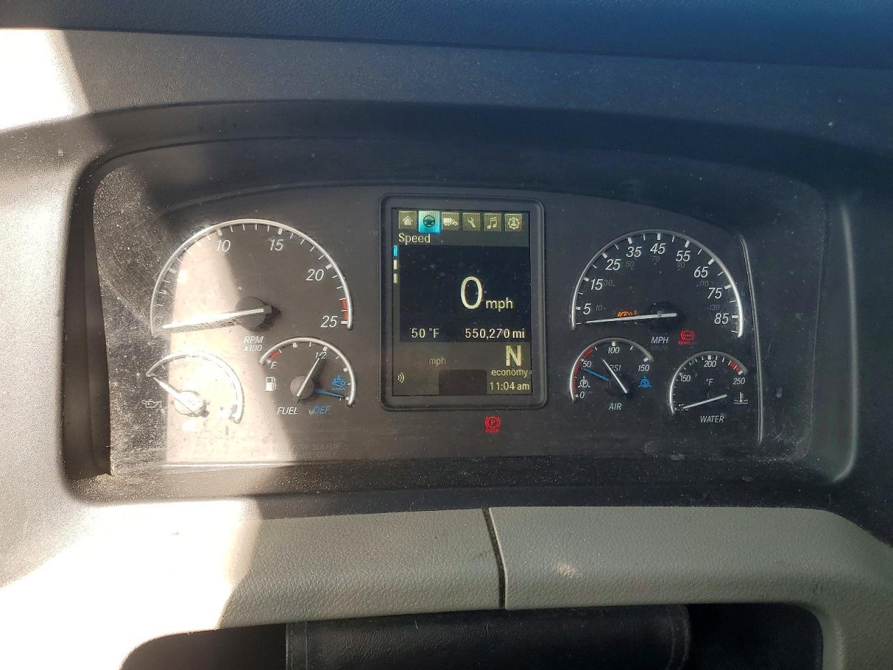 2021 Freightliner Cascadia 126 Semi Truck