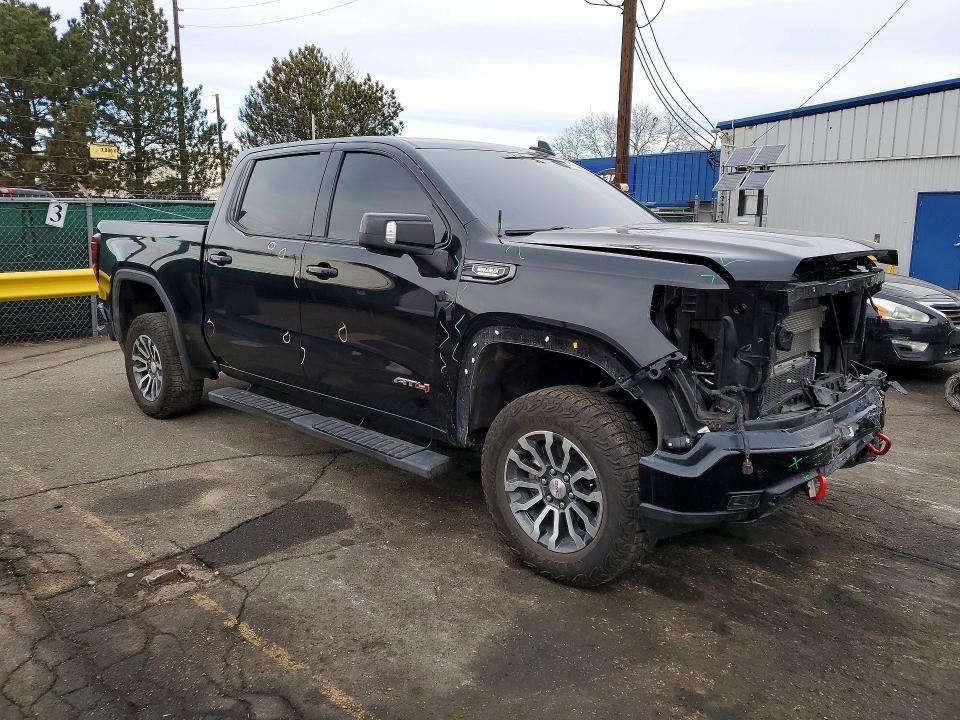 2023 GMC Sierra K1500 AT4