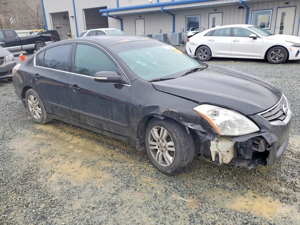 2010 Nissan Altima Base