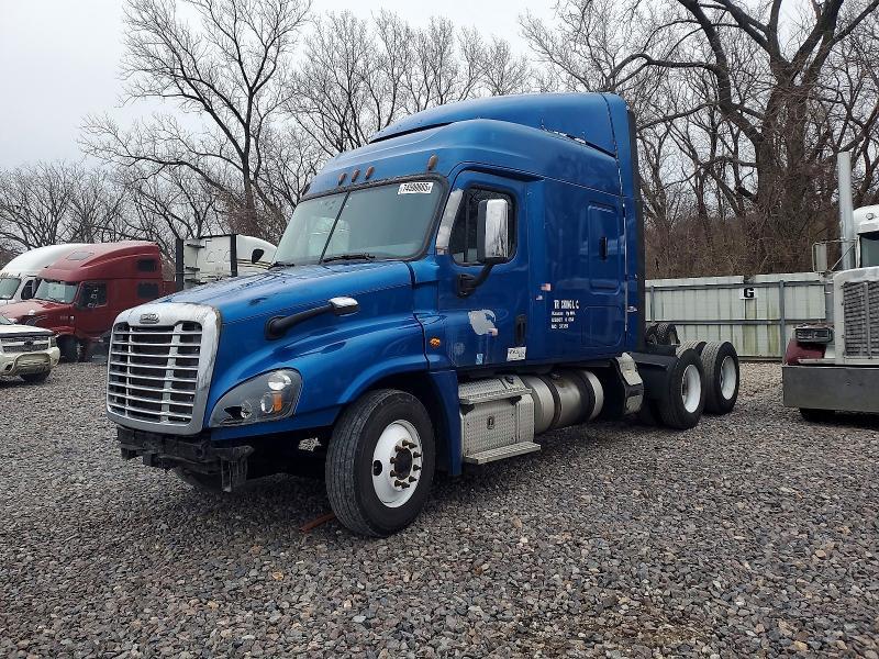 2018 Freightliner Cascadia 125