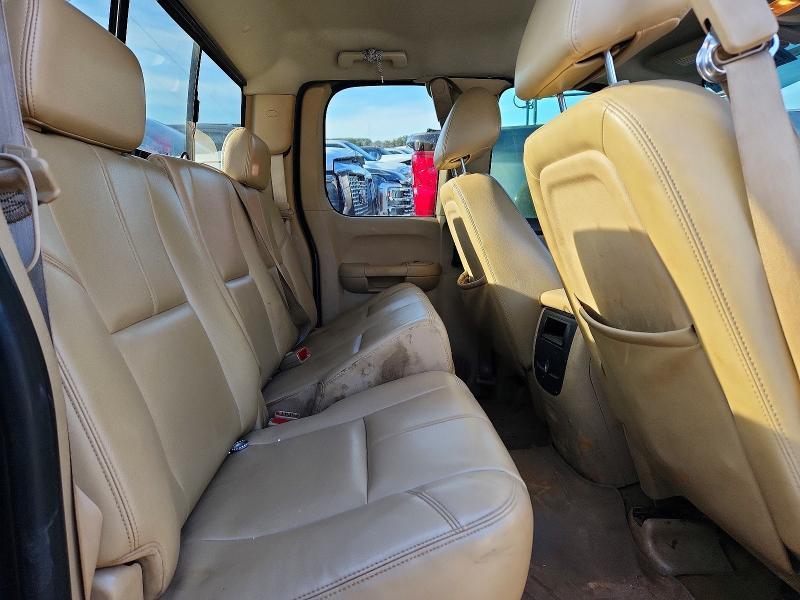 2011 Chevrolet Silverado K3500 ltz