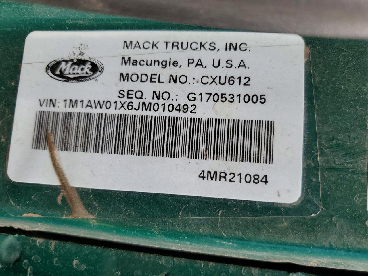 2018 Mack CX612 Semi Truck