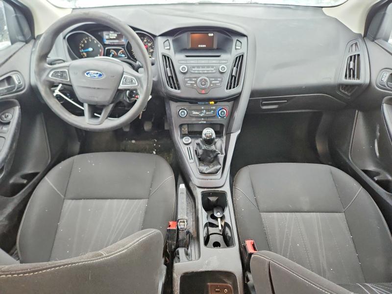 2015 Ford Focus s