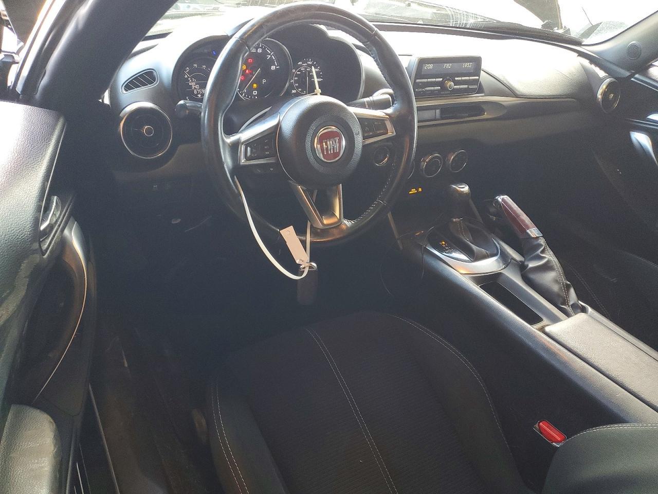 2017 Fiat 124 Spider Classica