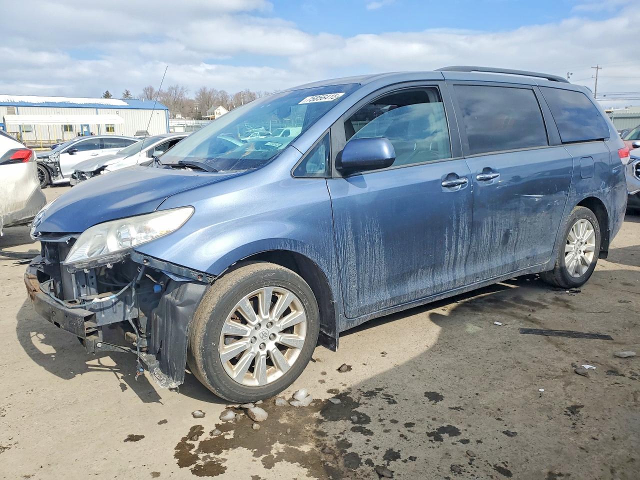 2014 Toyota Sienna xle