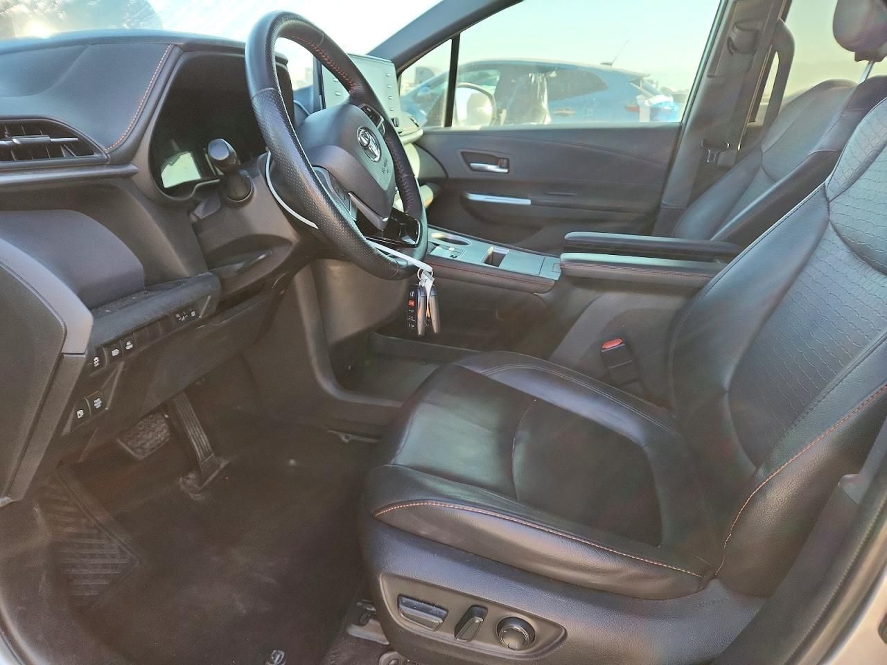 2021 Toyota Sienna xse