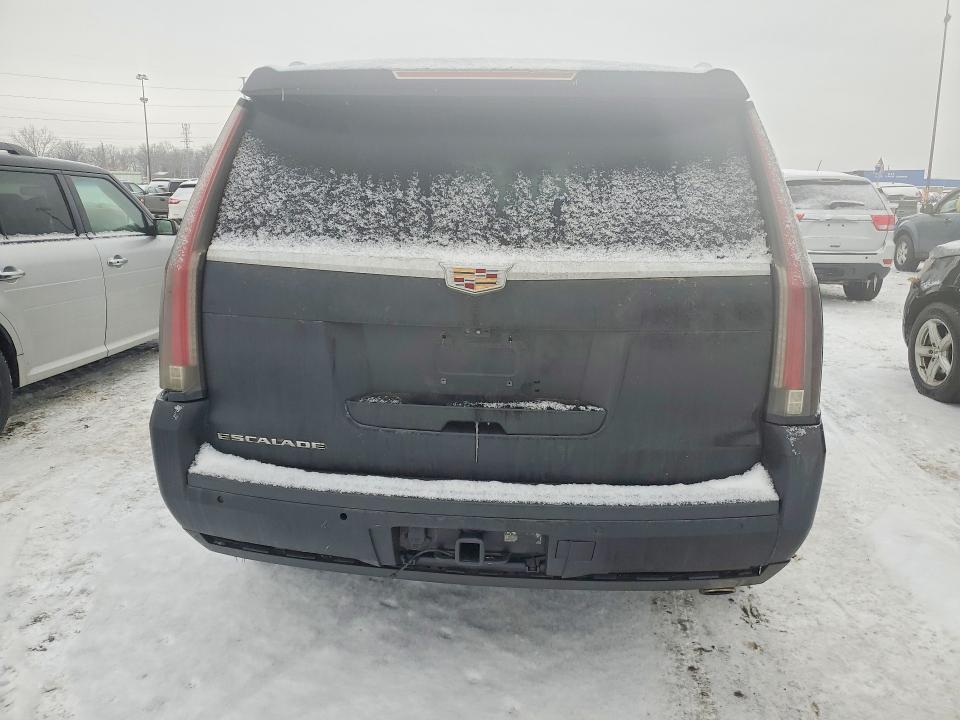 2018 Cadillac Escalade Luxury