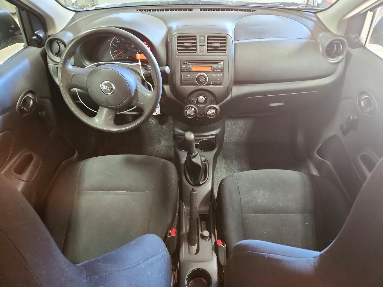 2013 Nissan Versa s