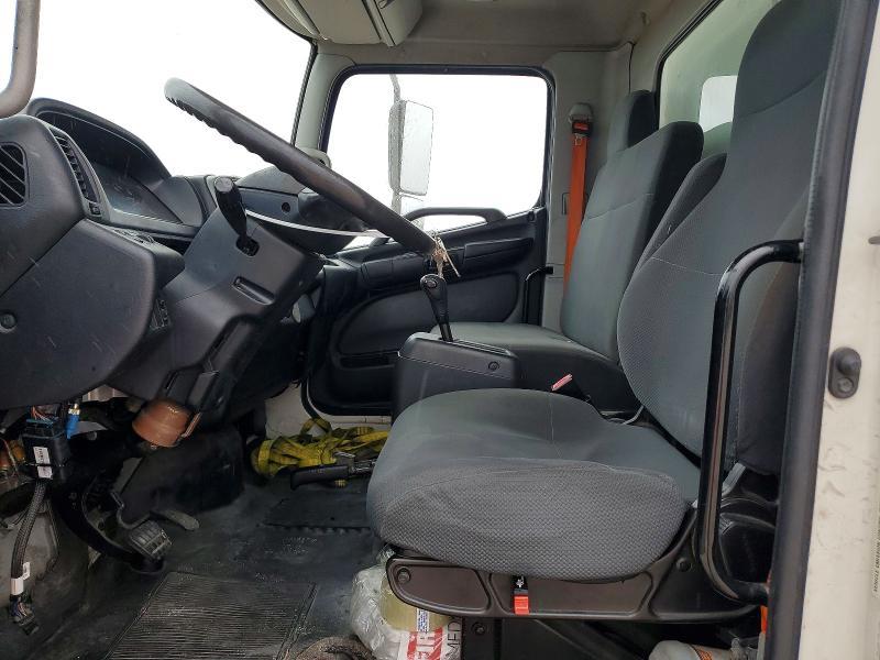 2015 Hino 258 268