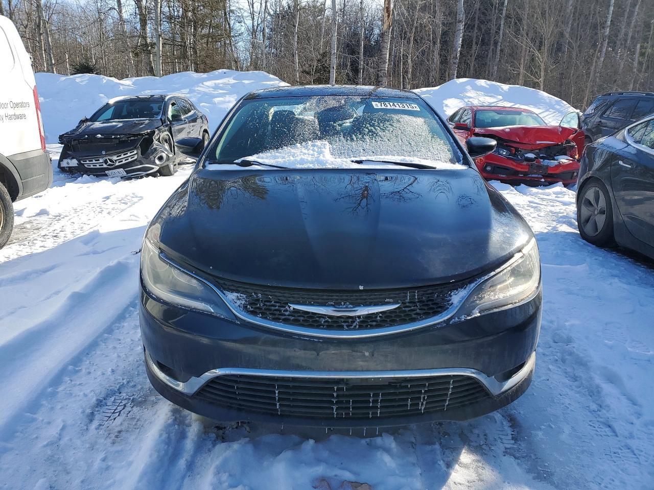 2015 Chrysler 200 Limited