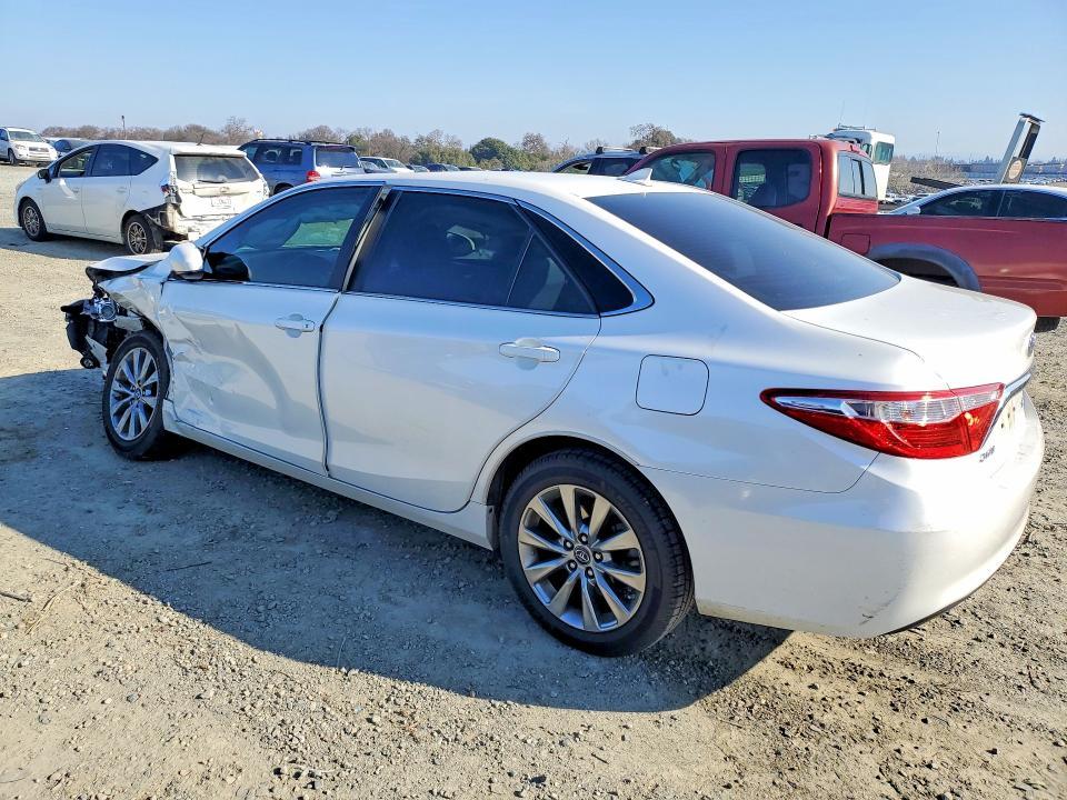 2017 Toyota Camry le