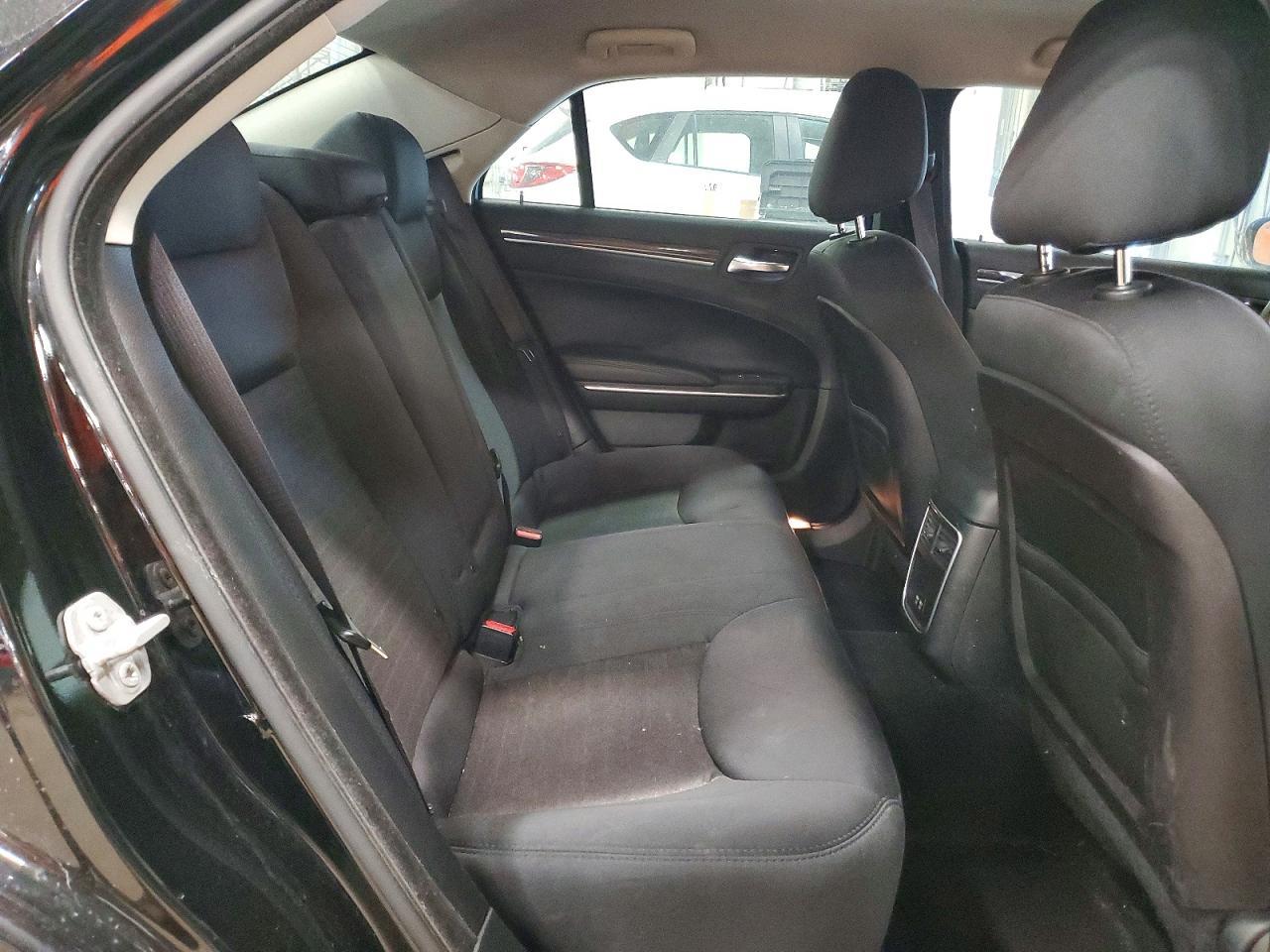 2019 Chrysler 300 Touring