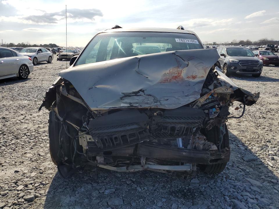2005 Toyota Sienna ce 8 Passenger