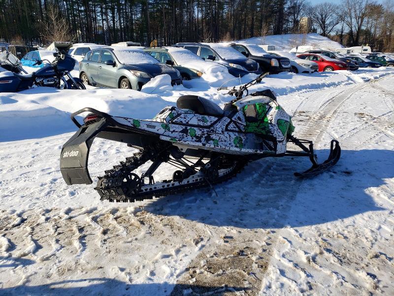 2022 Skidoo Recreational Vehicle (RV)