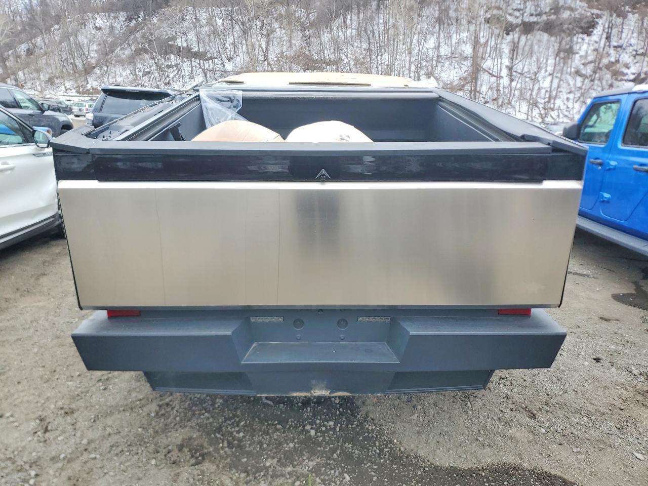 2025 Tesla Cybertruck Cyberbeast Crew Cab