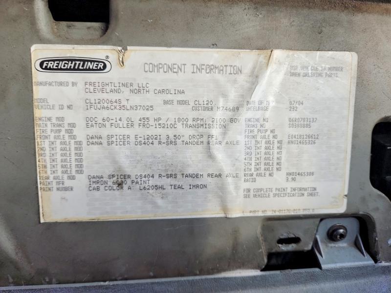 2005 Freightliner Columbia Semi Truck
