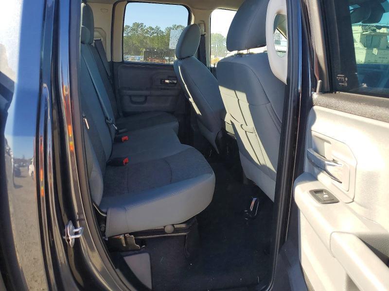 2015 Dodge Ram 1500 slt