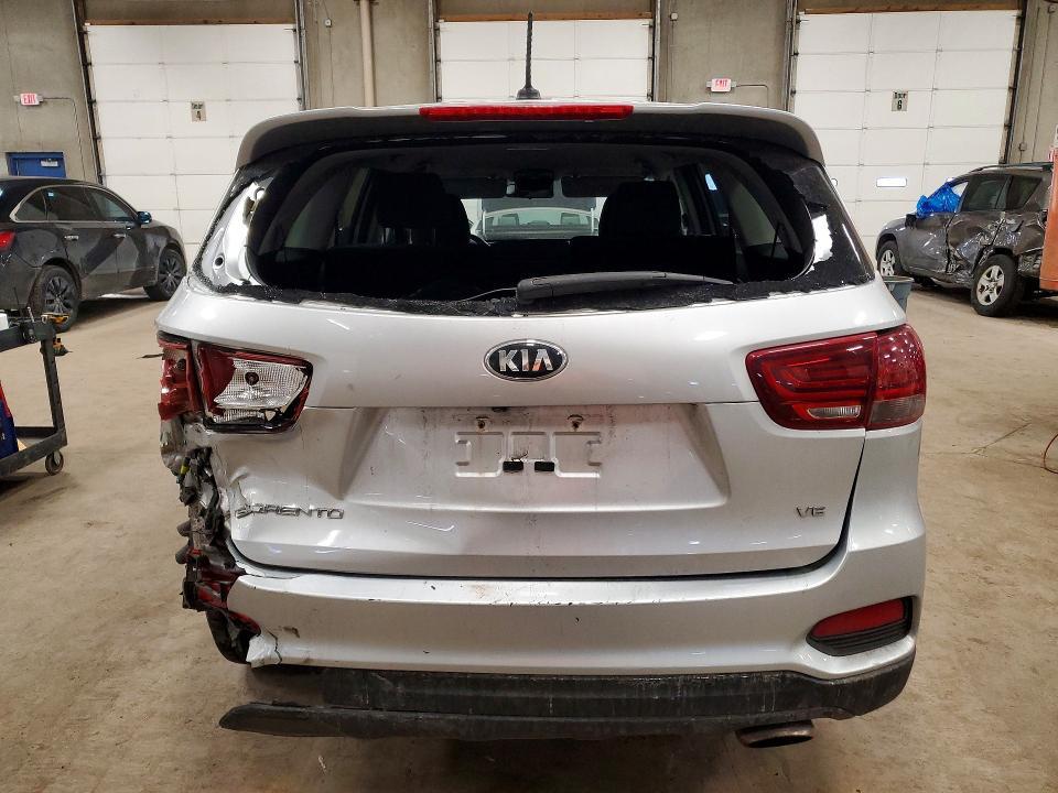 2019 KIA Sorento lx V6