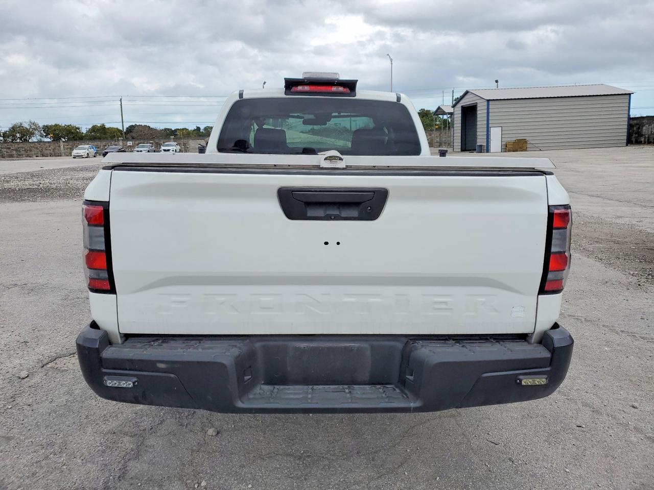 2024 Nissan Frontier S