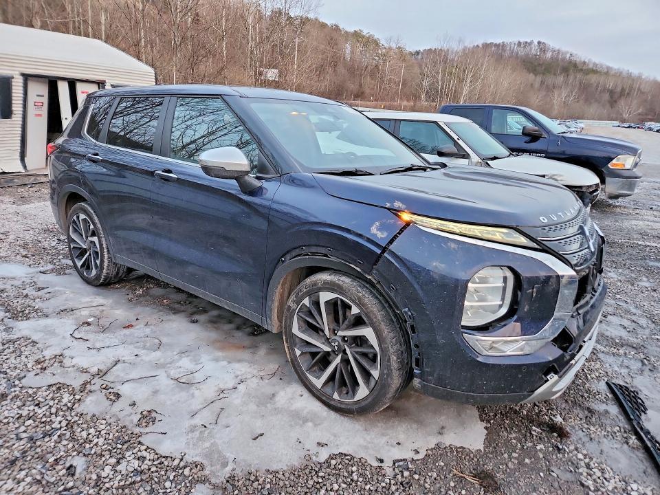 2022 Mitsubishi Outlander se