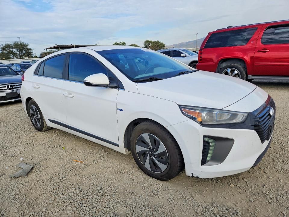 2018 Hyundai Ioniq sel
