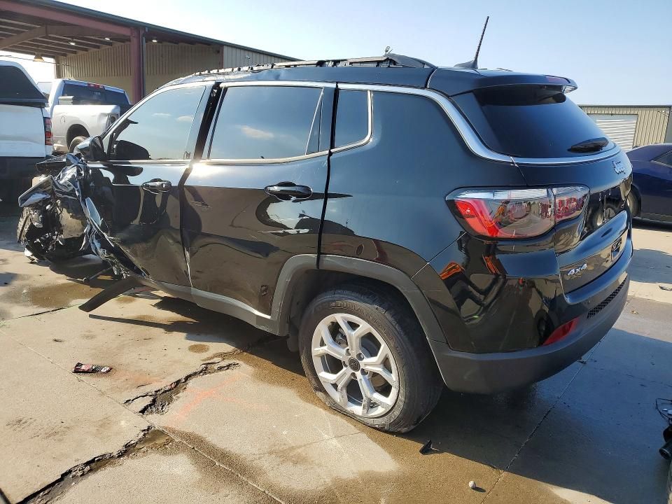 2025 Jeep Compass Latitude