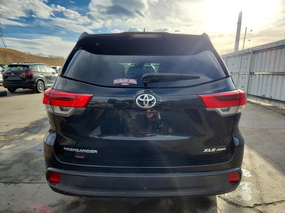 2018 Toyota Highlander xle