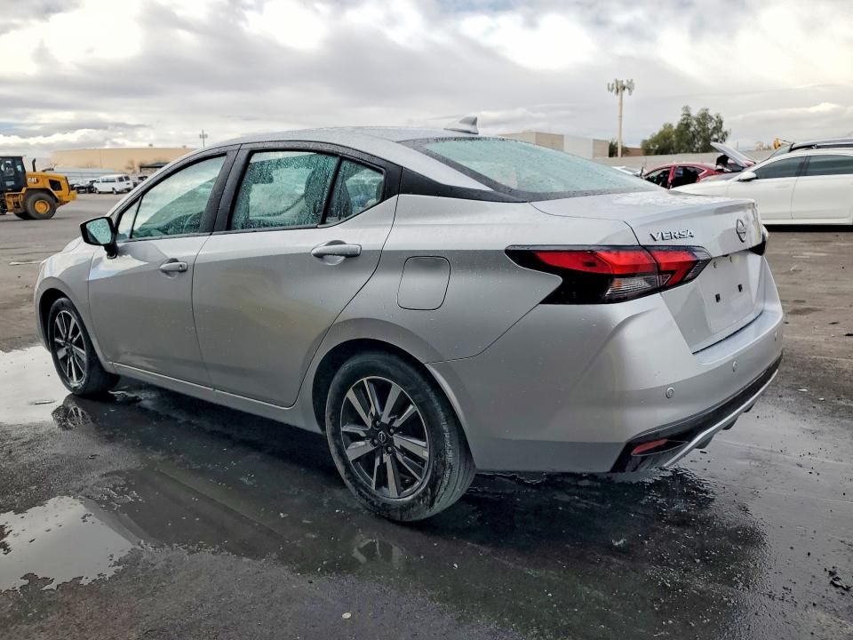 2025 Nissan Versa sv