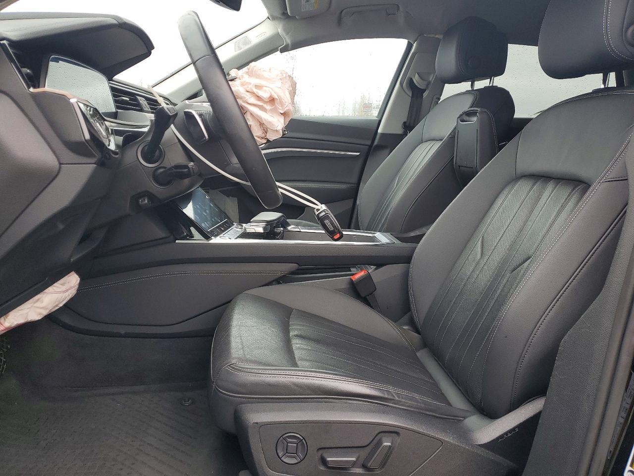 2019 Audi E-tron Premium Plus