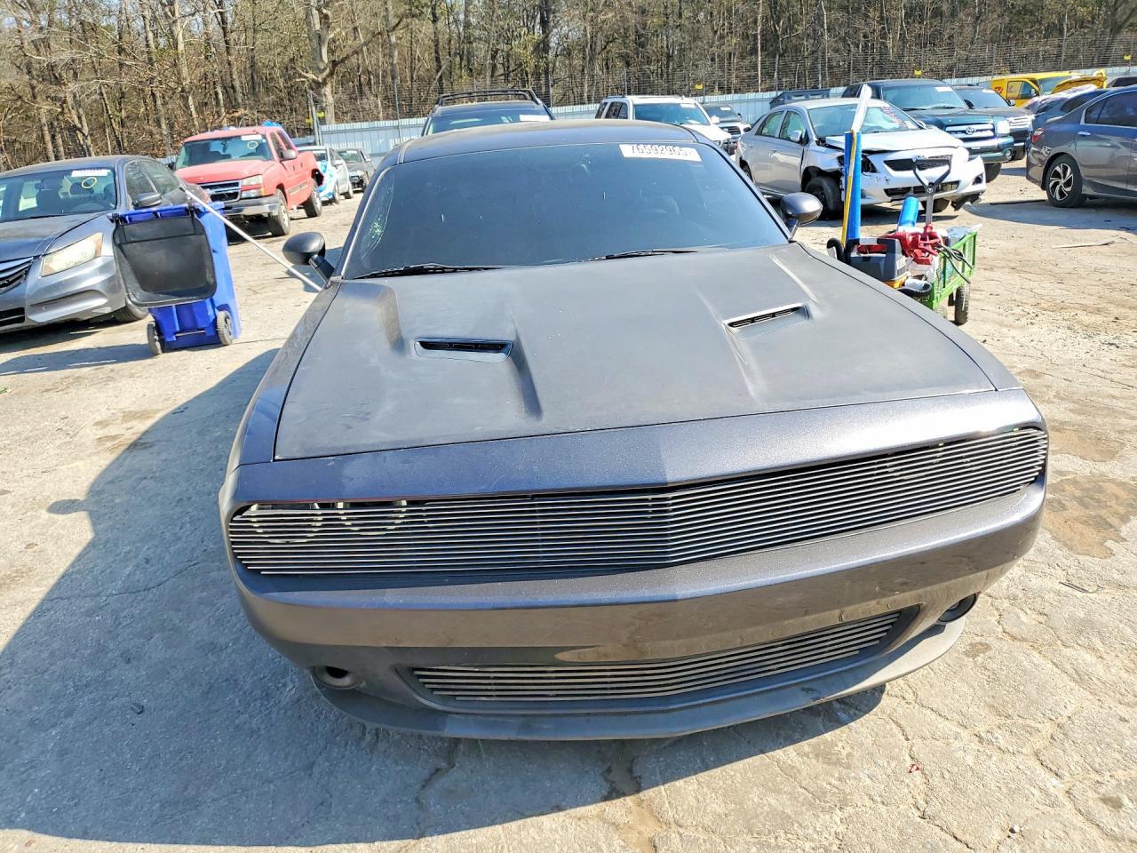 2015 Dodge Challenger sxt