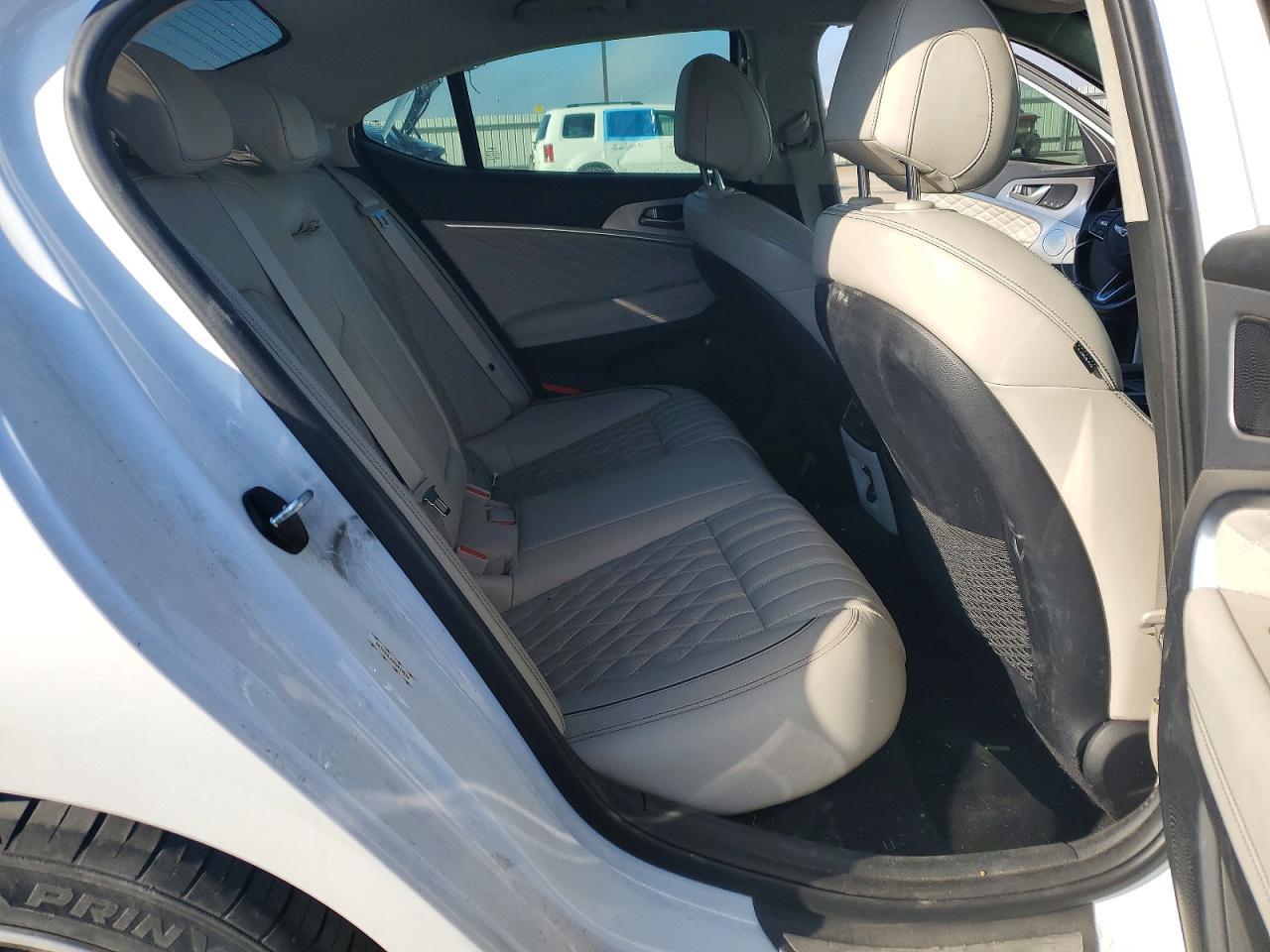 2019 Genesis G70 2.0t Advanced